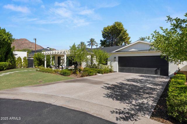 4636 E CALLE VENTURA --, Phoenix, AZ 85018