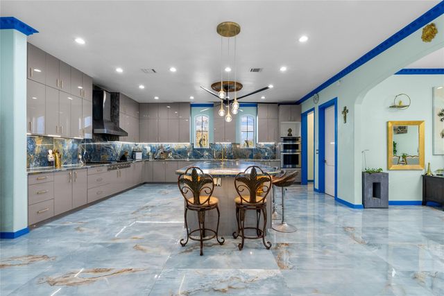 1259 County Road 147, Alvin, TX 77511