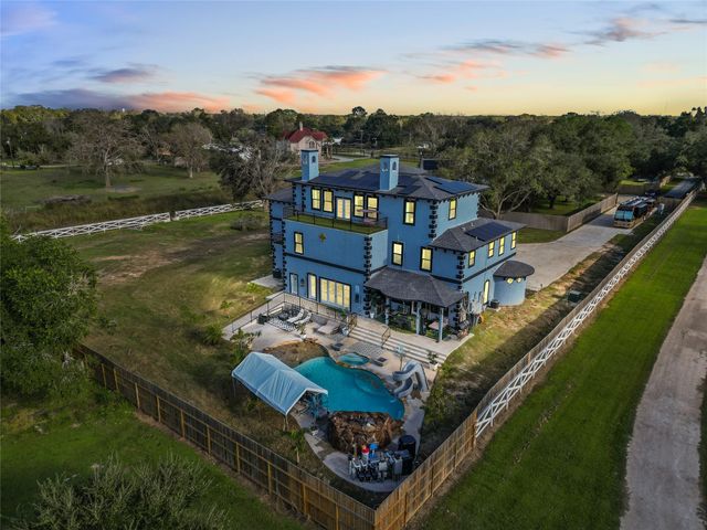 1259 County Road 147, Alvin, TX 77511