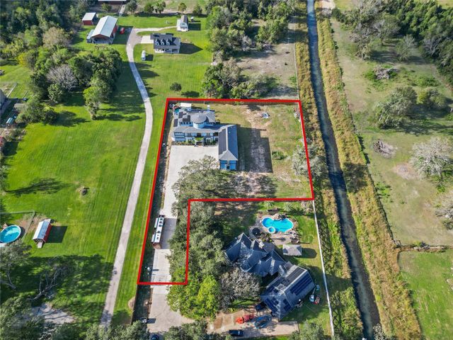 1259 County Road 147, Alvin, TX 77511