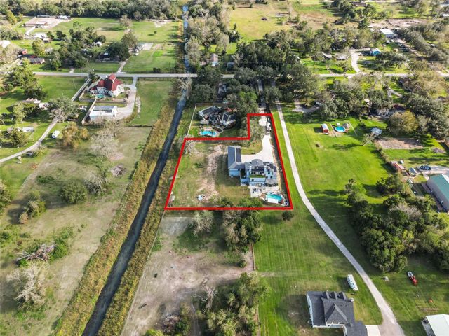 1259 County Road 147, Alvin, TX 77511