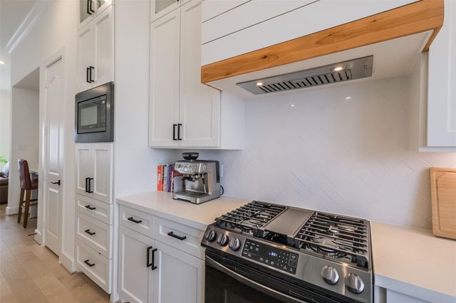 2017 Lou Ellen Lane B, Houston, TX 77018