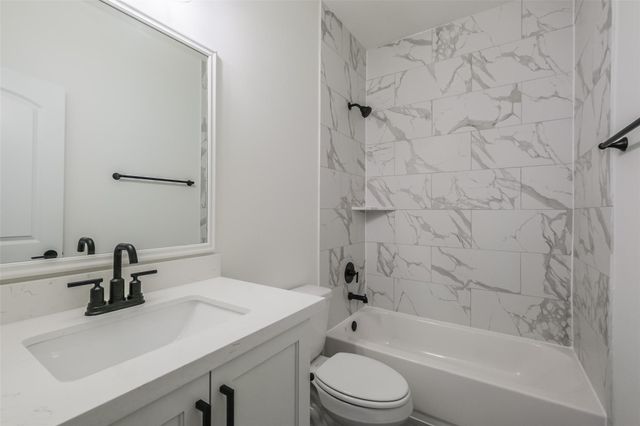 2017 Lou Ellen Lane B, Houston, TX 77018