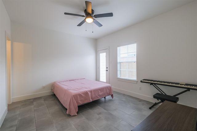 2017 Lou Ellen Lane B, Houston, TX 77018