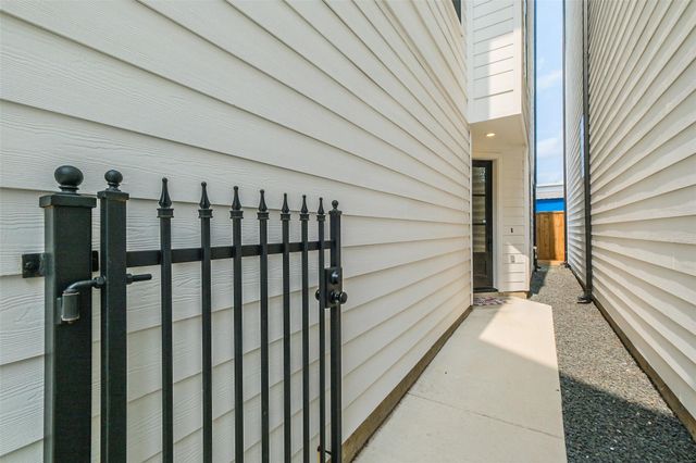 2017 Lou Ellen Lane B, Houston, TX 77018