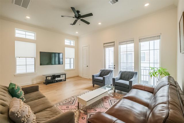 2017 Lou Ellen Lane B, Houston, TX 77018