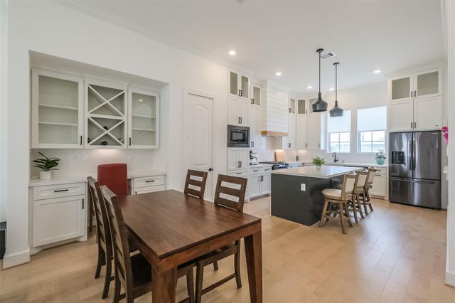 2017 Lou Ellen Lane B, Houston, TX 77018