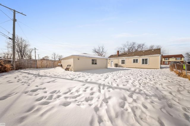 26710 Lehner Street, Roseville, MI 48066