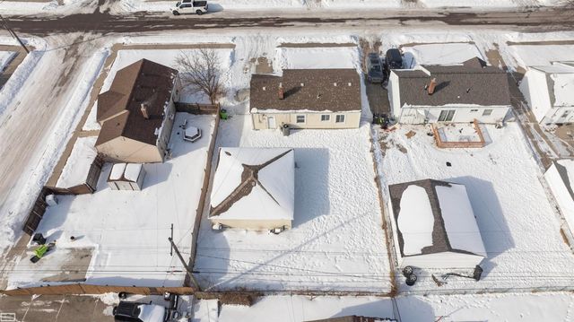 26710 Lehner Street, Roseville, MI 48066