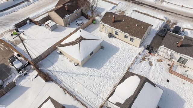 26710 Lehner Street, Roseville, MI 48066