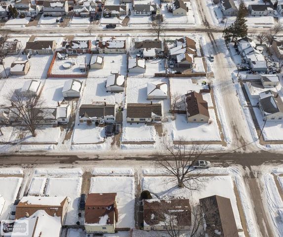 26710 Lehner Street, Roseville, MI 48066