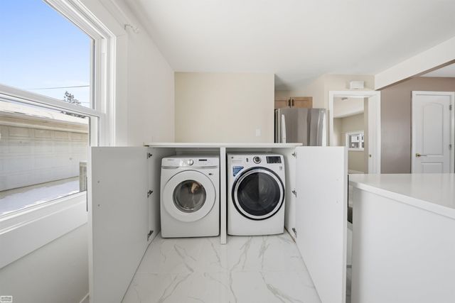 26710 Lehner Street, Roseville, MI 48066