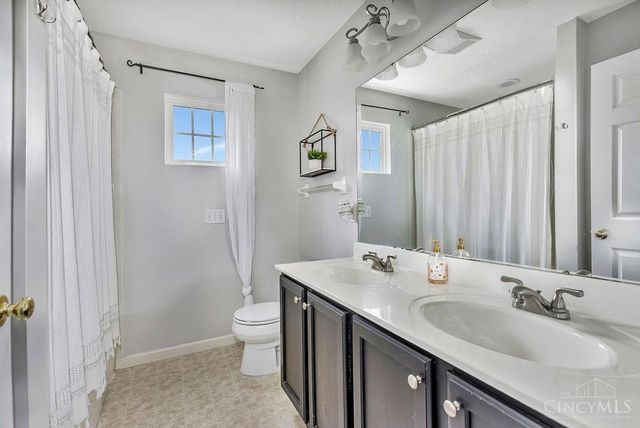 7960 Trinity Shore Circle, Liberty Twp, OH 45044