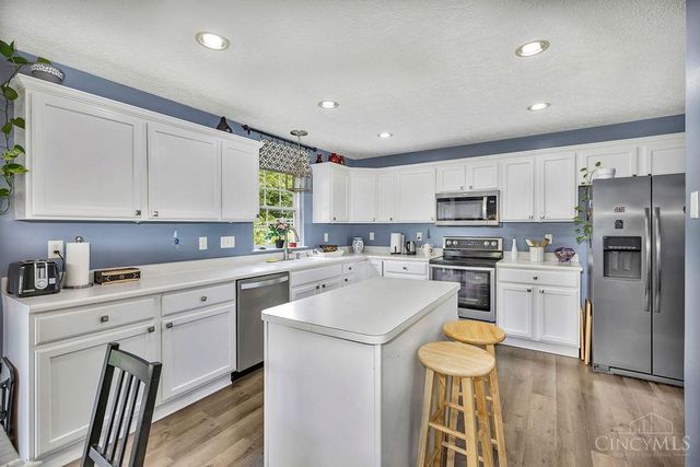 7960 Trinity Shore Circle, Liberty Twp, OH 45044