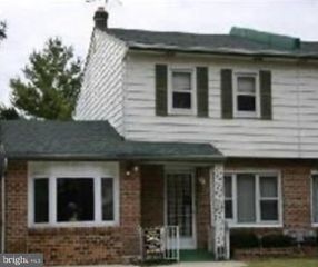 1704 MODESTO CIR, Chester, PA 19013