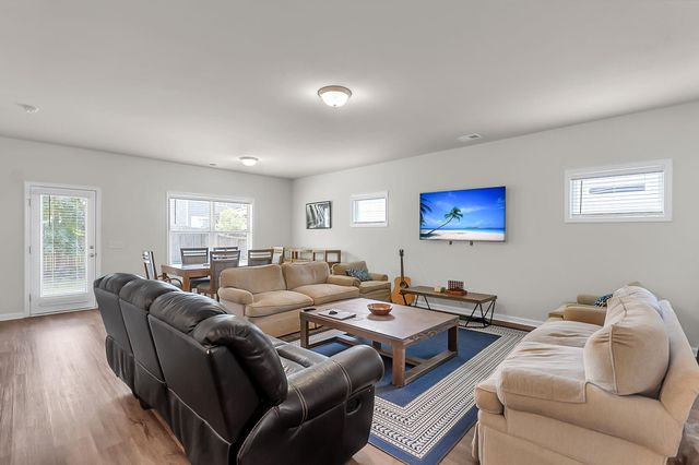 240 Hyrne Drive, Goose Creek, SC 29445