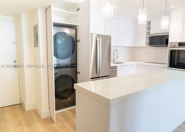 19390 Collins Ave PH-24, Sunny Isles Beach, FL 33160