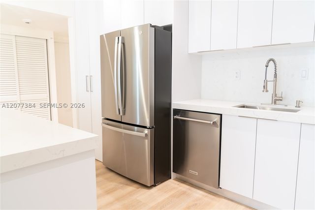 19390 Collins Ave PH-24, Sunny Isles Beach, FL 33160