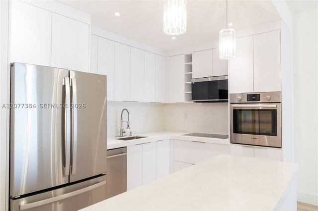 19390 Collins Ave PH-24, Sunny Isles Beach, FL 33160