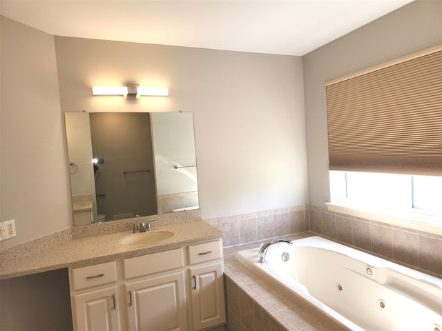 6501 Wisteria Trace, Ann Arbor, MI 48103