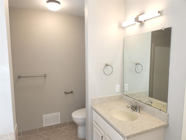 6501 Wisteria Trace, Ann Arbor, MI 48103