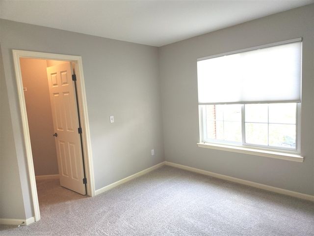 6501 Wisteria Trace, Ann Arbor, MI 48103