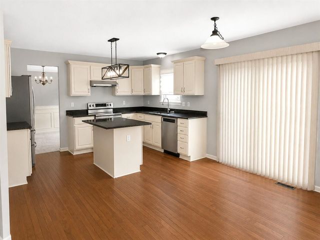 6501 Wisteria Trace, Ann Arbor, MI 48103