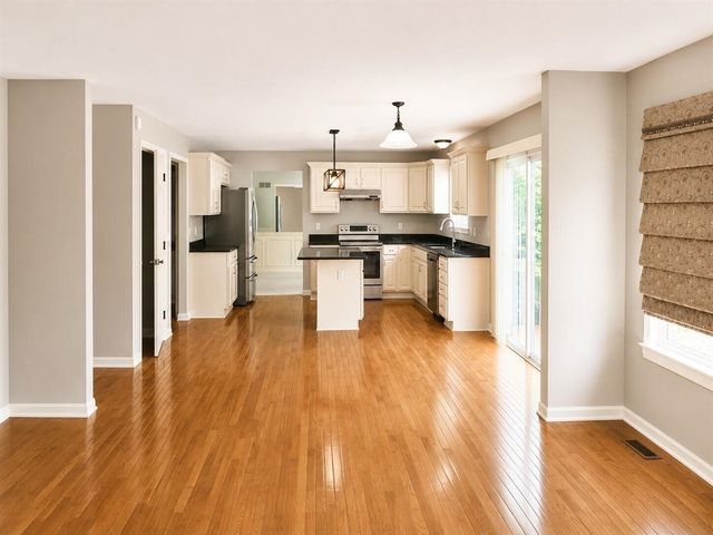6501 Wisteria Trace, Ann Arbor, MI 48103