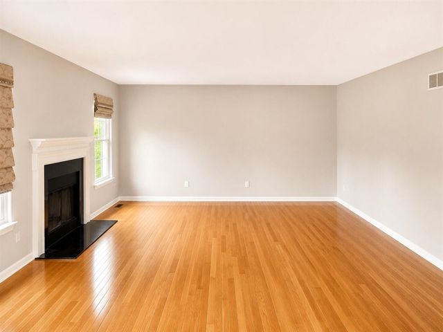 6501 Wisteria Trace, Ann Arbor, MI 48103