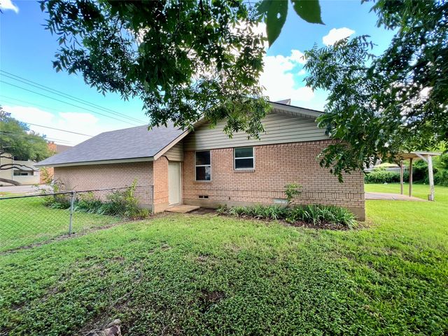 1421 N 9th Street, Midlothian, TX 76065
