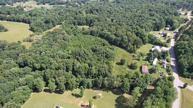 4370 Old Metal Rd, Palmyra, TN 37142