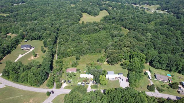 4370 Old Metal Rd, Palmyra, TN 37142