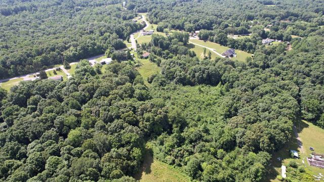 4370 Old Metal Rd, Palmyra, TN 37142