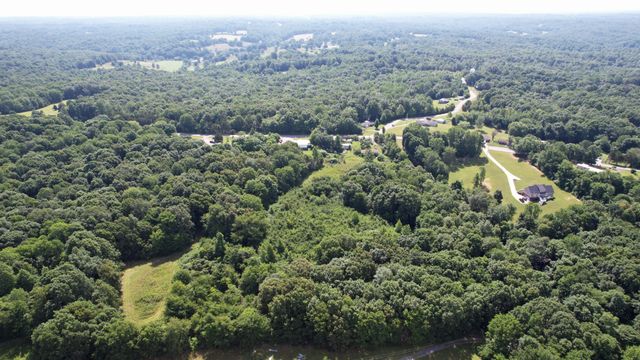 4370 Old Metal Rd, Palmyra, TN 37142