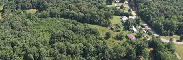 4370 Old Metal Rd, Palmyra, TN 37142