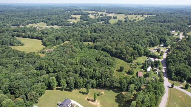 4370 Old Metal Rd, Palmyra, TN 37142