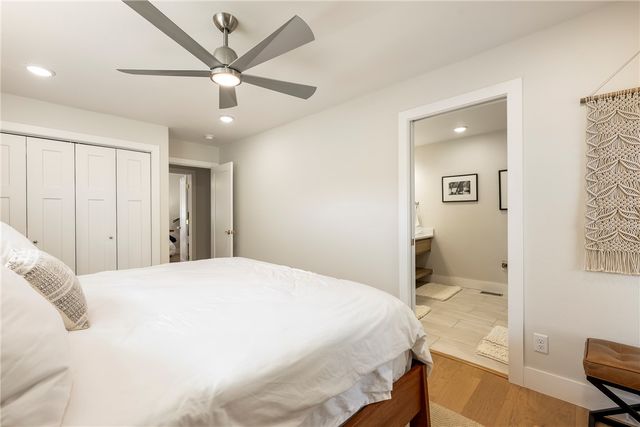 2004 Oakwood Avenue, Bentonville, AR 72712