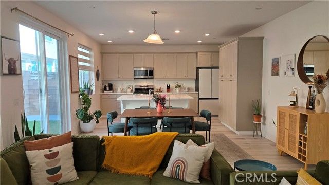 906 Lemon Drive, Pomona, CA 91768