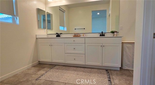 906 Lemon Drive, Pomona, CA 91768