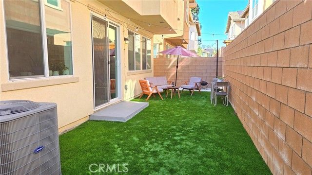 906 Lemon Drive, Pomona, CA 91768