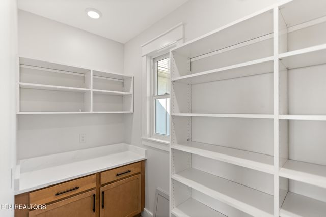 927 Herbert Drive, Greenback, TN 37742