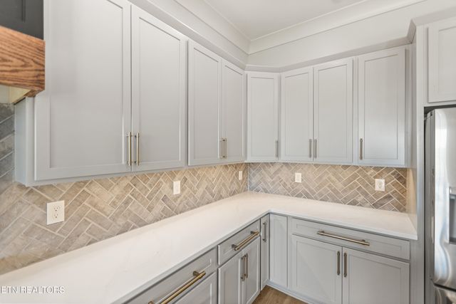 927 Herbert Drive, Greenback, TN 37742