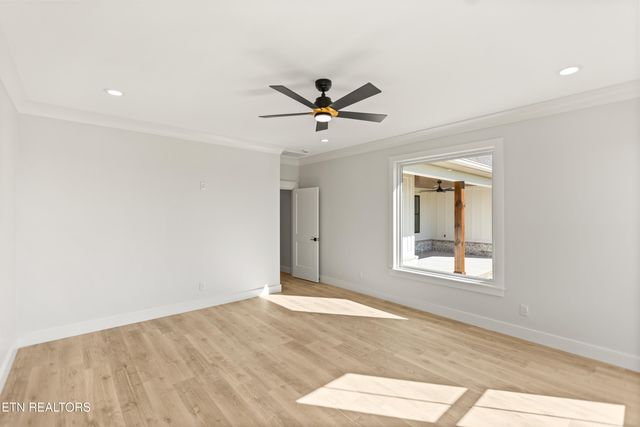 927 Herbert Drive, Greenback, TN 37742