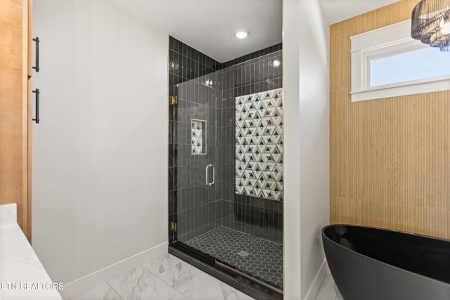 927 Herbert Drive, Greenback, TN 37742