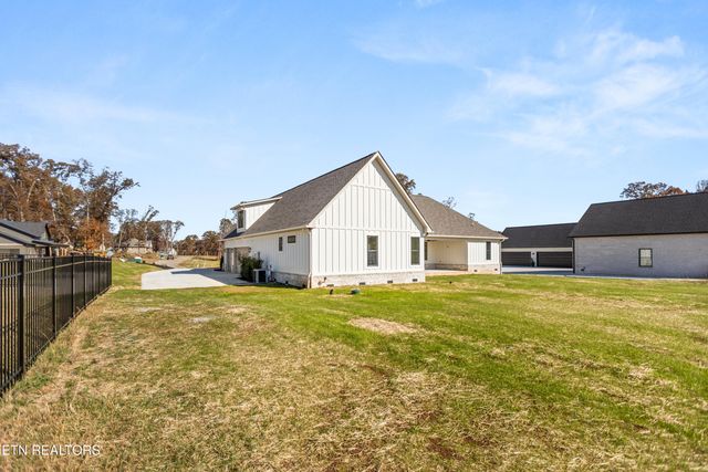 927 Herbert Drive, Greenback, TN 37742