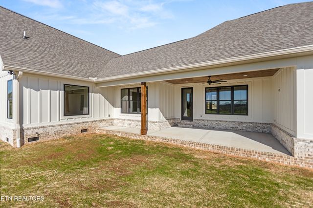 927 Herbert Drive, Greenback, TN 37742