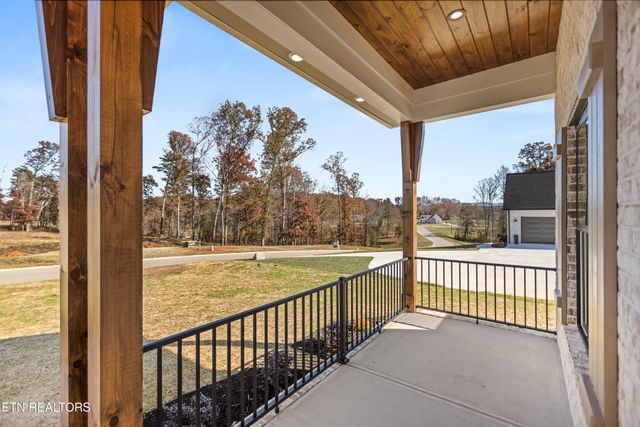 927 Herbert Drive, Greenback, TN 37742