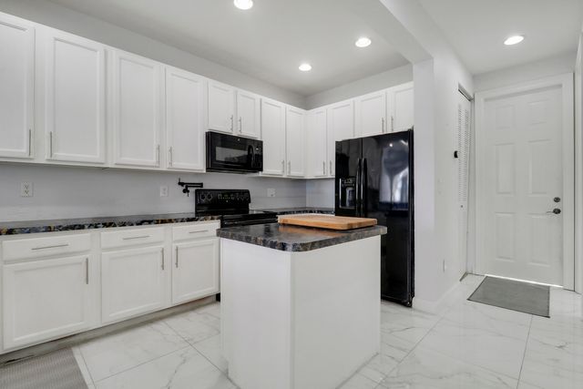 880 Millbrae Court 3, West Palm Beach, FL 33401