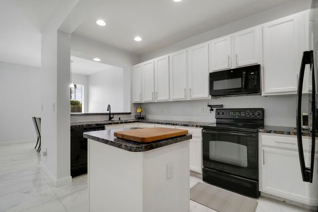 880 Millbrae Court 3, West Palm Beach, FL 33401