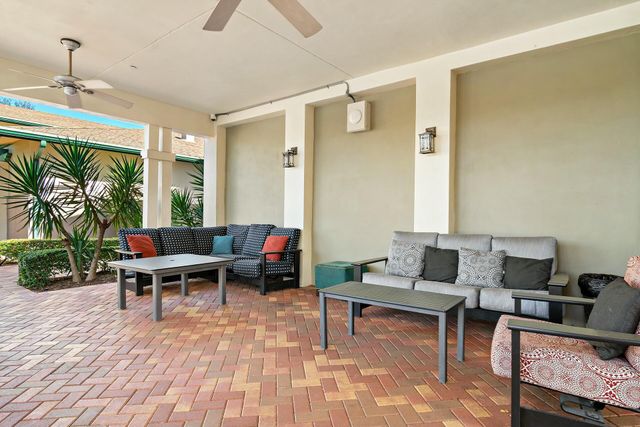 880 Millbrae Court 3, West Palm Beach, FL 33401